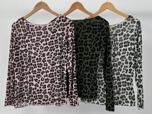 Cashmere Shirt mit leo Muster - 3 Farben