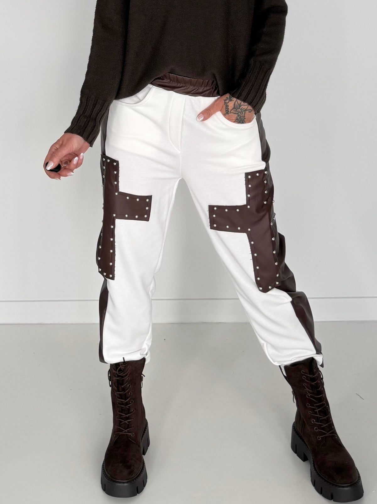 Sweathose im Materialmix - weiss-mokka
