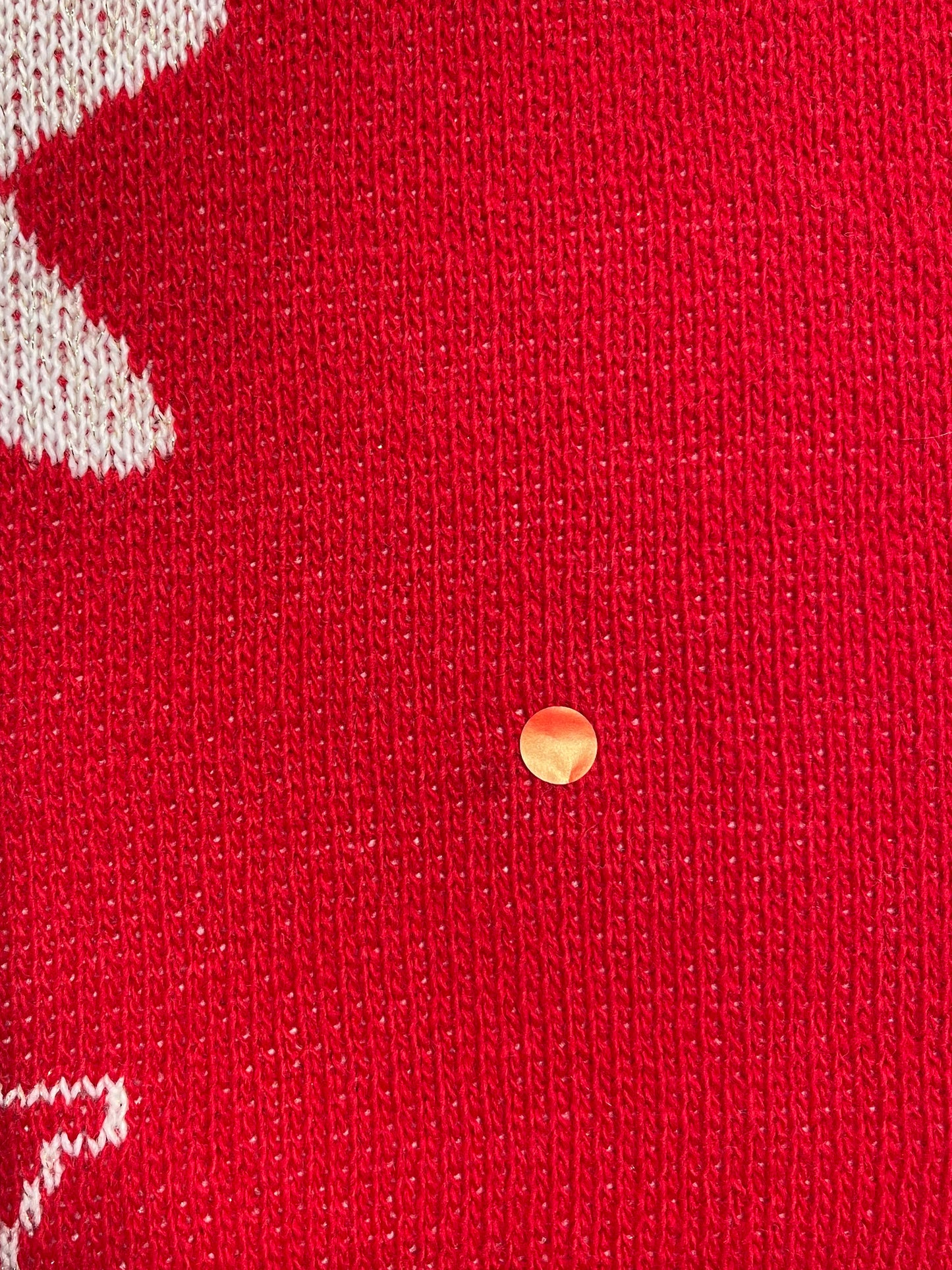 Second choice knitted pullover with hood, model "Cozy Beam" - red