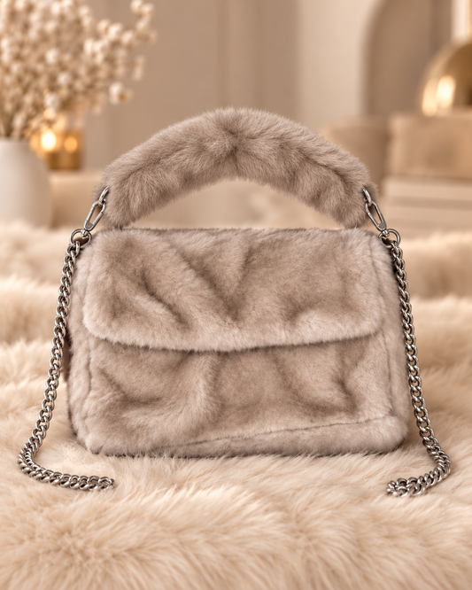 Kleine Tasche in Felloptik - beige