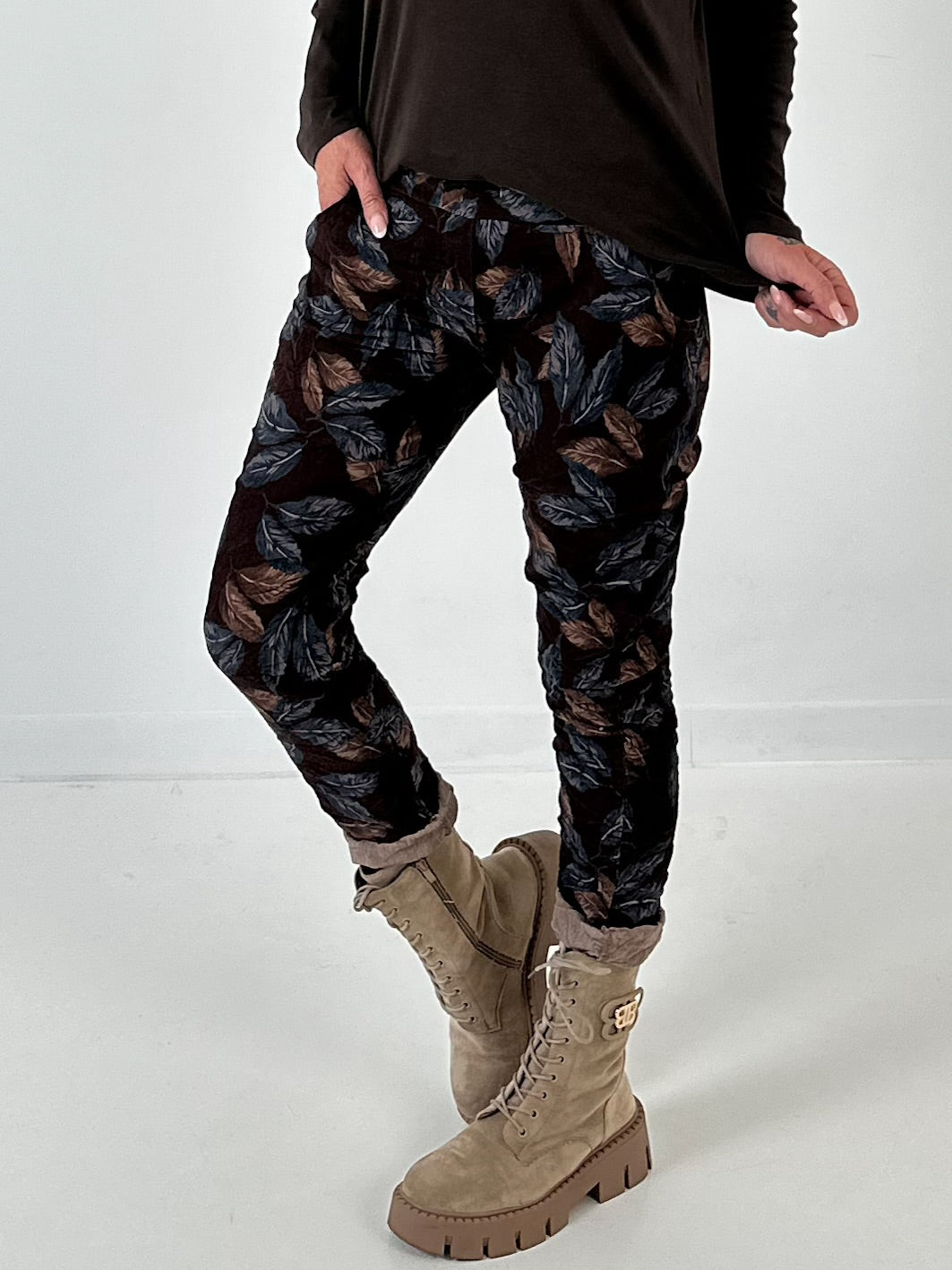 Babycord broek model "Soft Motion 3" - mokka-multicolor