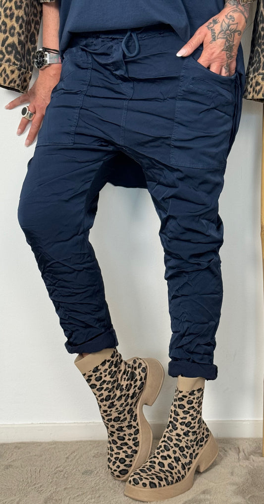 Hose mit großen aufgesetzten Taschen "Sissi" - dunkelblau