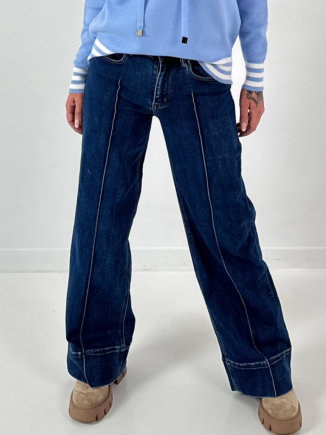 Wide-leg jeans model "Melly" - denim