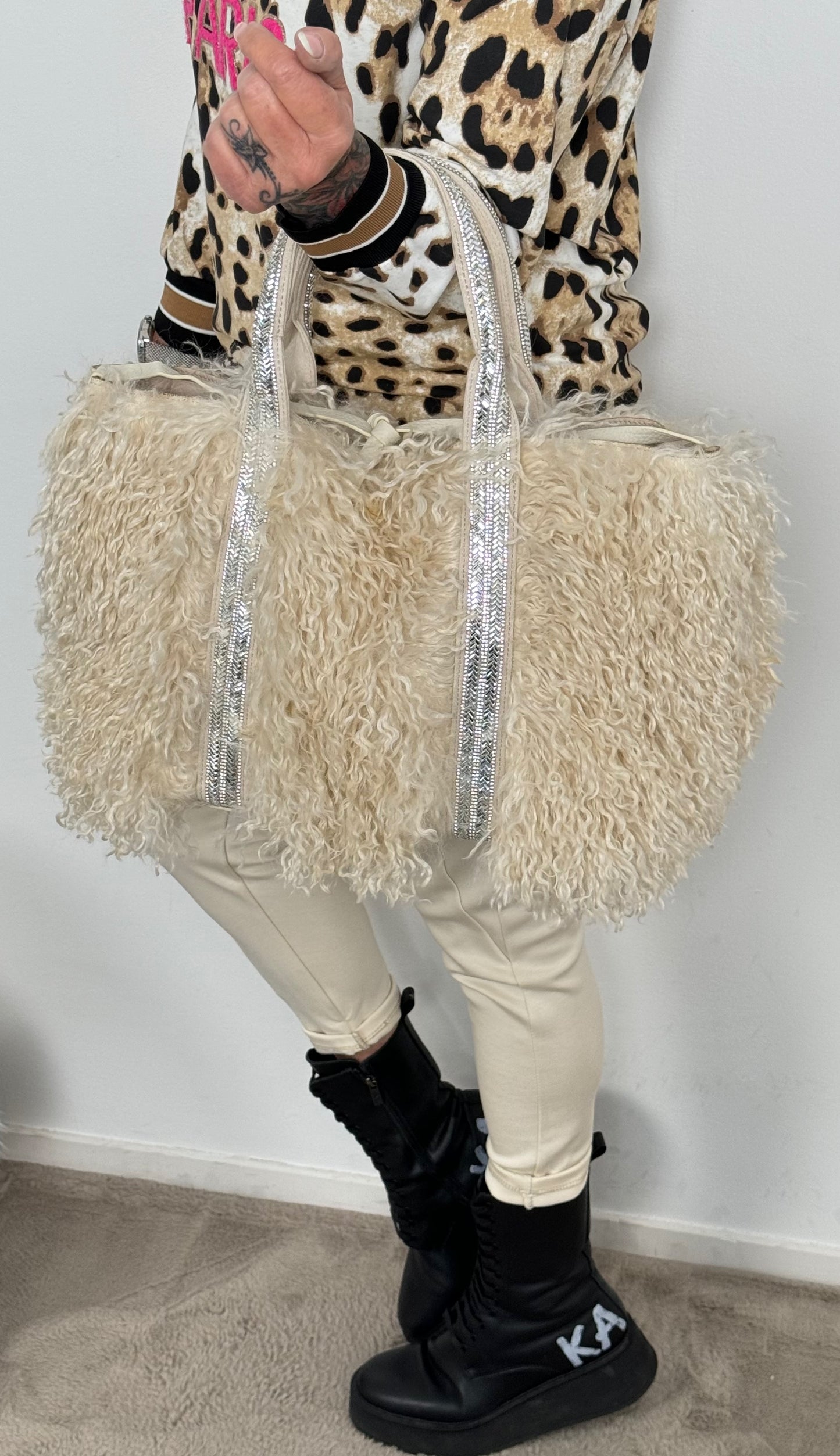 Fur bag "Juna" - light beige