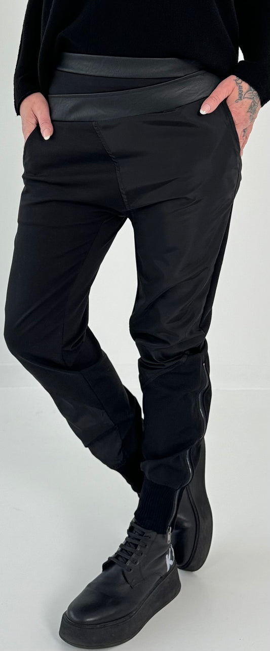 Pants in a sophisticated material mix model "Joy" - black (available from approx. 19.12.24)