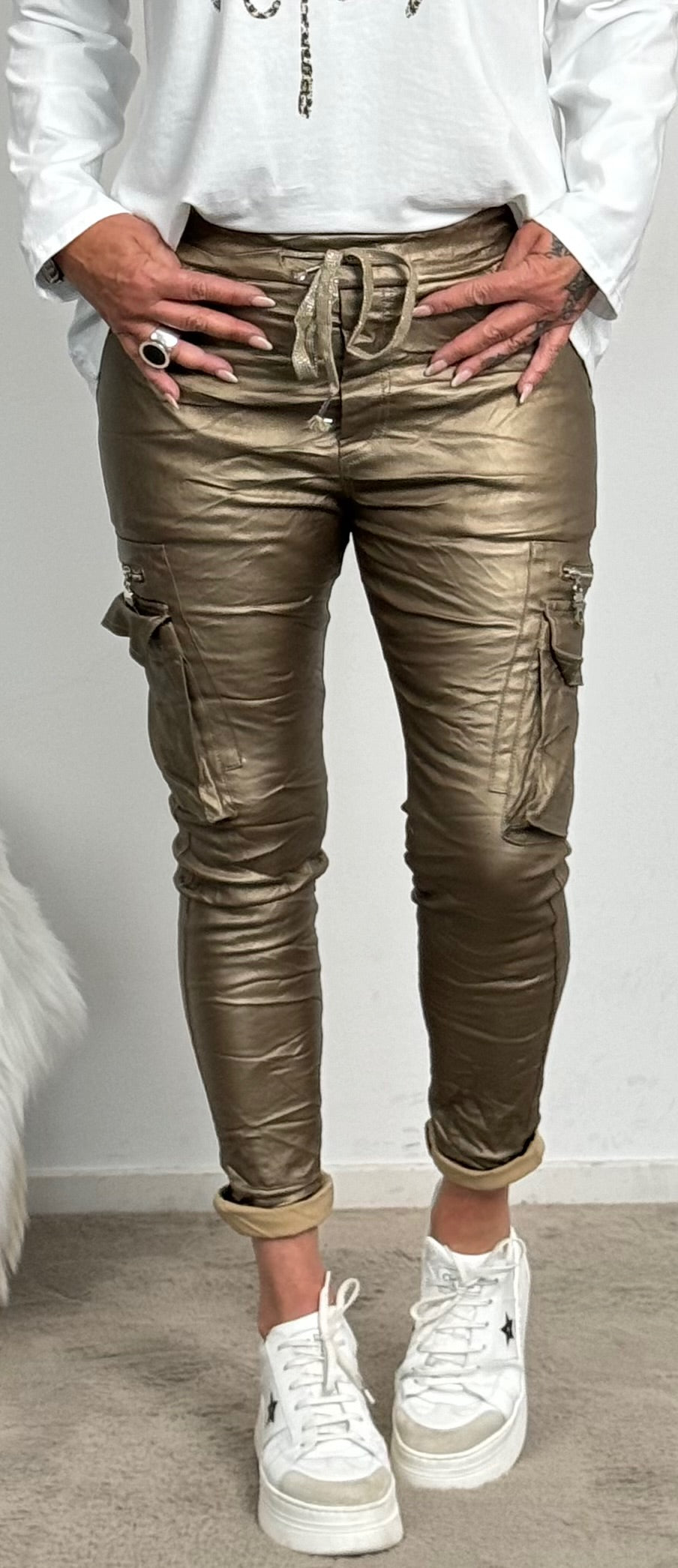 Imitation leather trousers with side cargo pockets "Lora" - gold