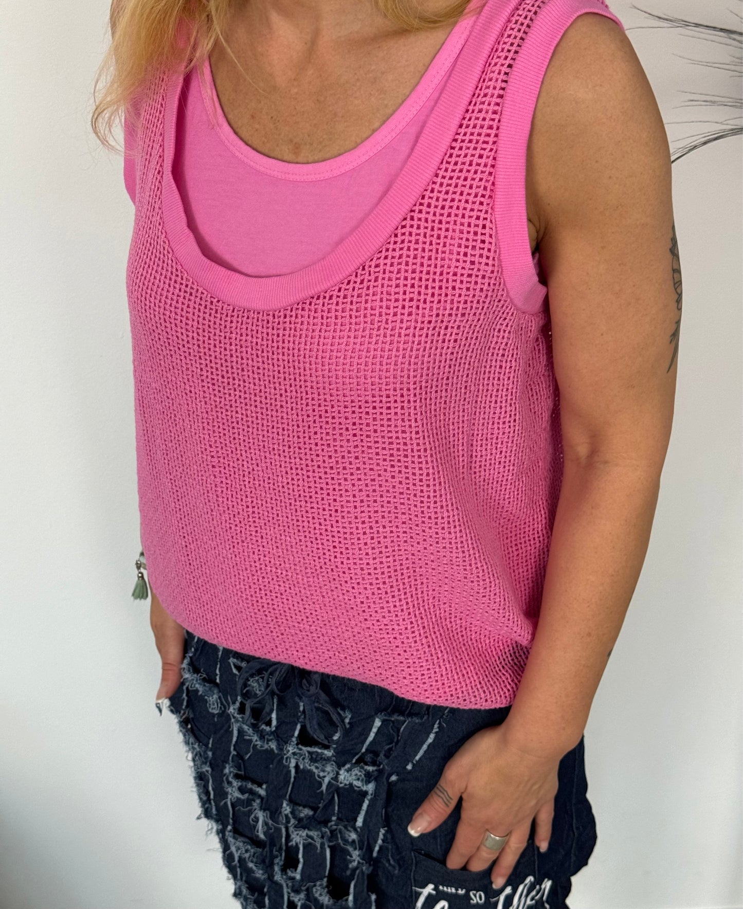 2 in 1 top met mesh shirt "Nora" - roze