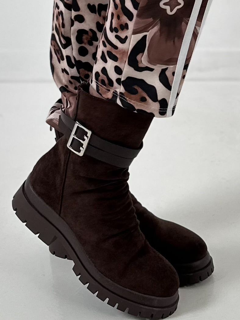 Bootie model "Buckle" - chocolate