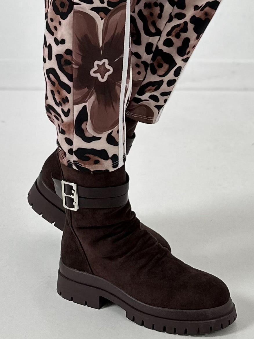 Bootie model "Buckle" - chocolate