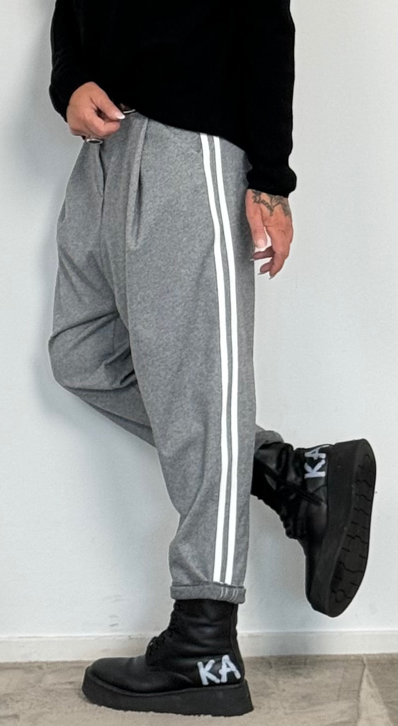 Baggy pants with side stripes "Rony" - grey (delivery date approx. 08.10.2024)