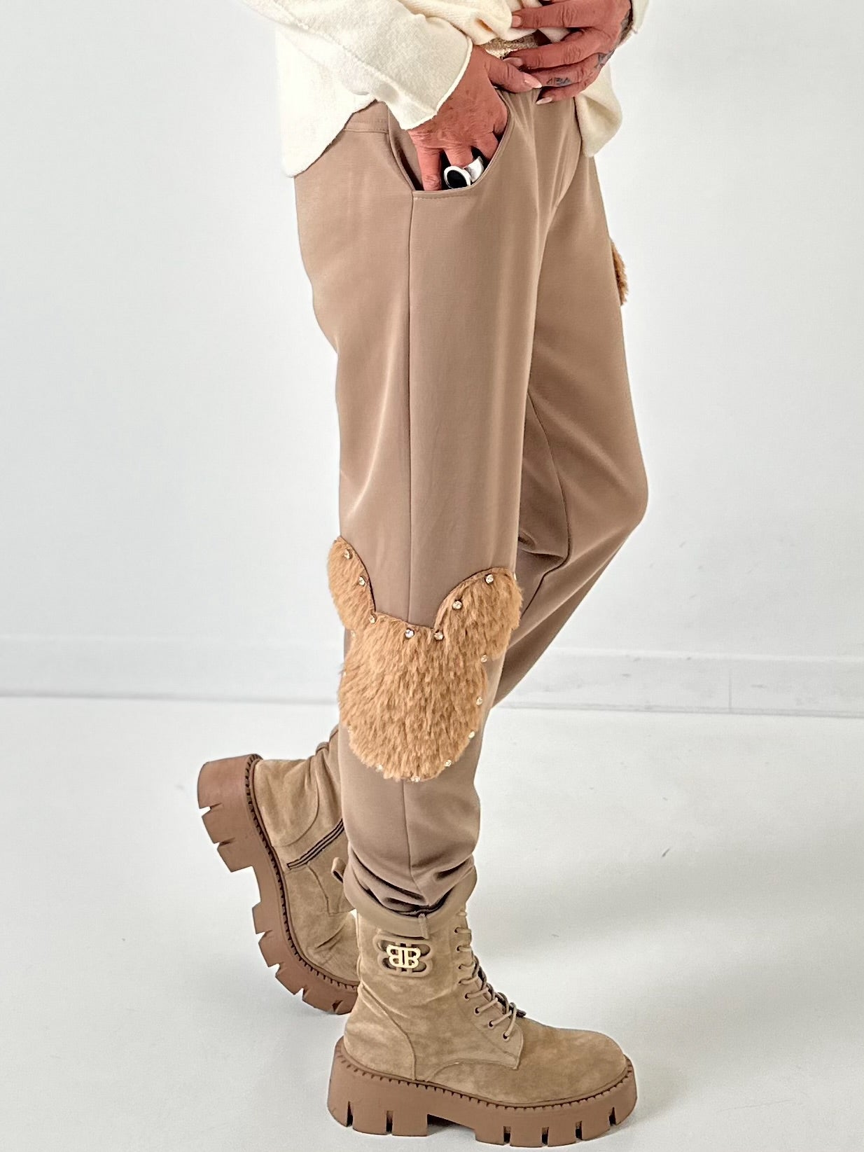 Pants model “Furry Patch” - taupe