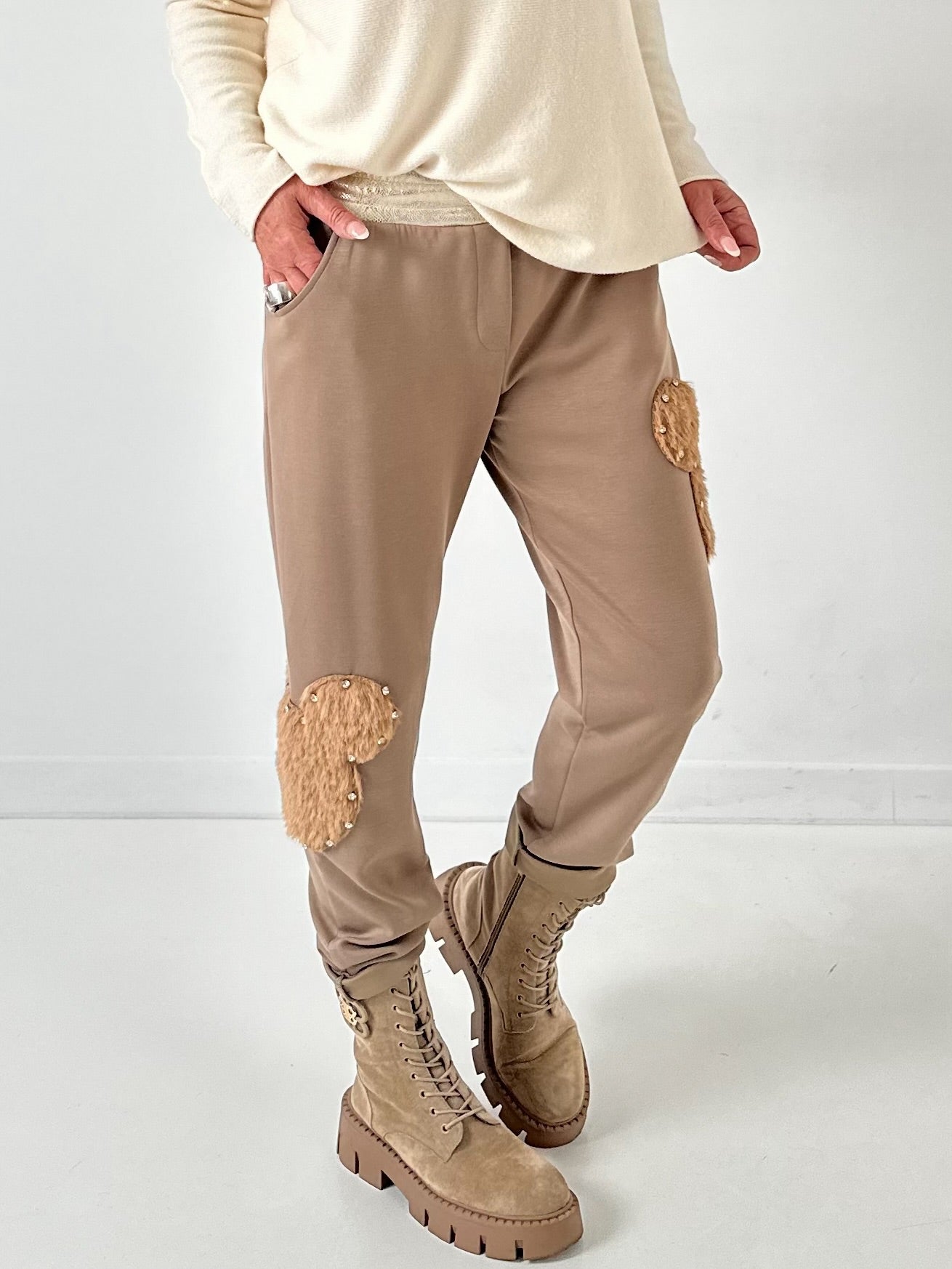 Pants model “Furry Patch” - taupe