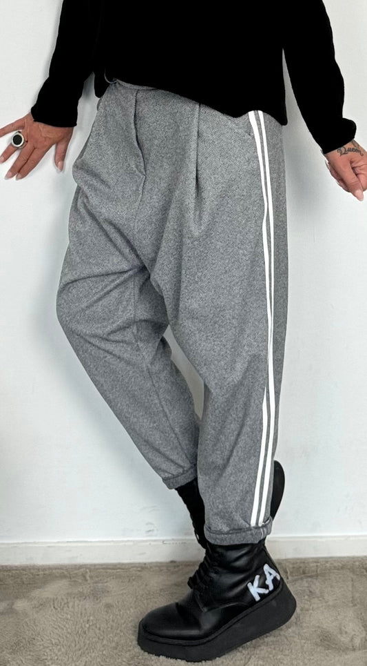 Baggy pants with side stripes "Rony" - grey (delivery date approx. 08.10.2024)