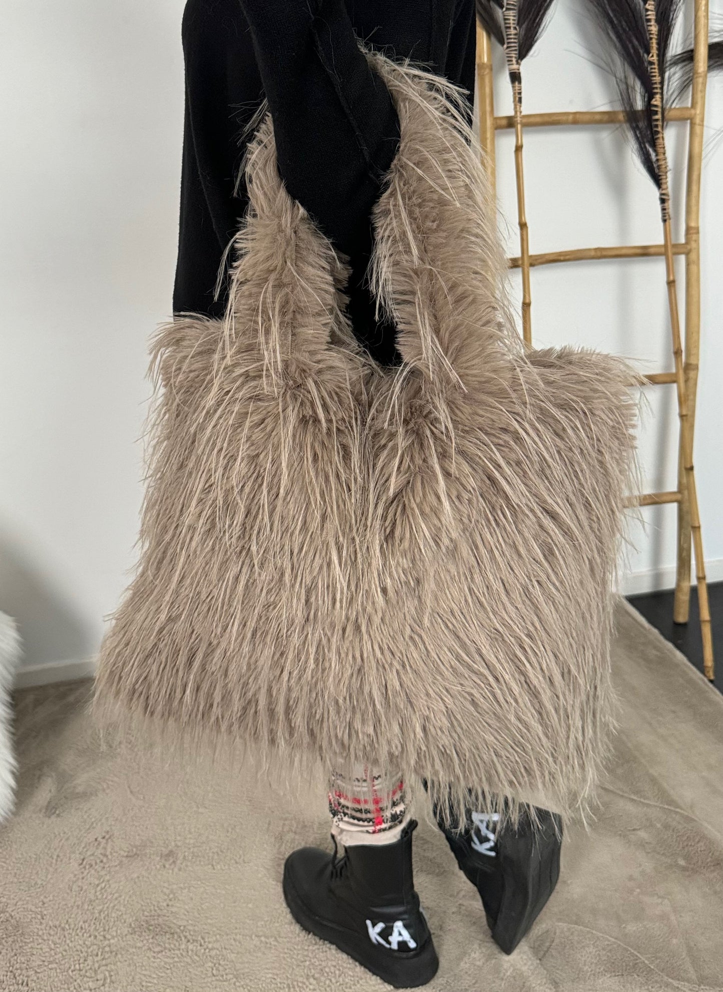 fur bag "Nika" - taupe