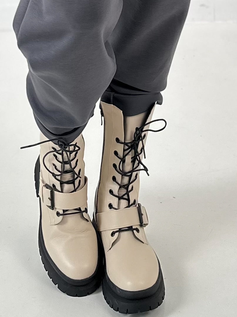 Bootie model "Buckle Down" - beige-black