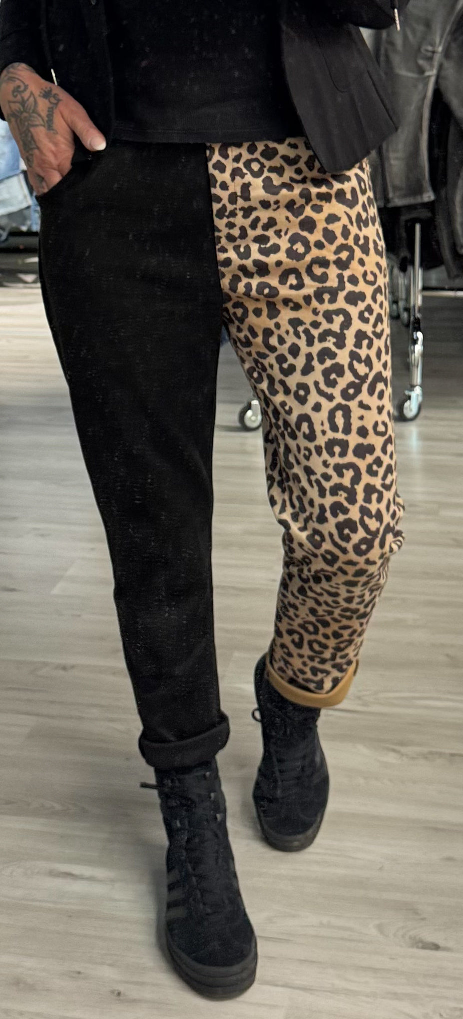 Suede-look trousers model "Two-Face" - black-leo