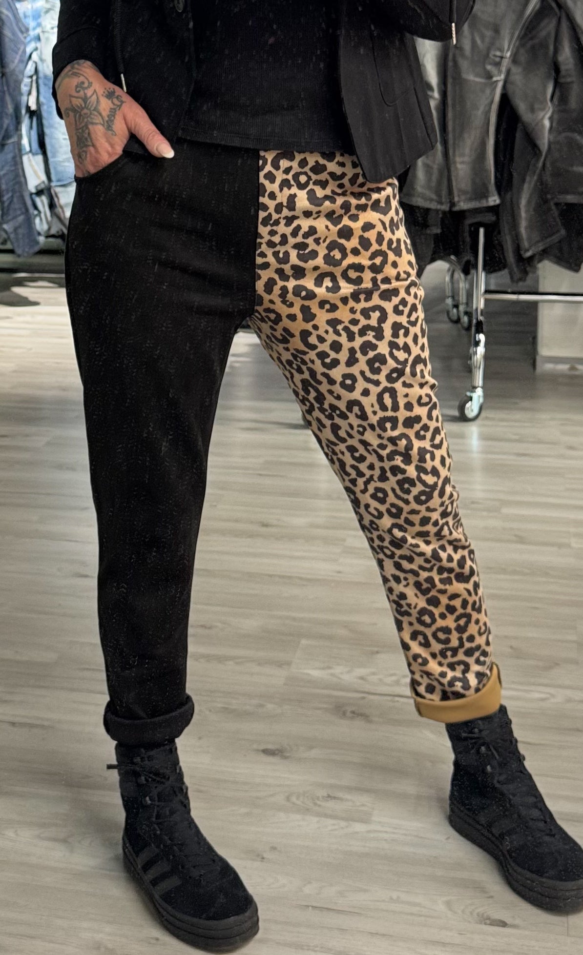 Suede-look trousers model "Two-Face" - black-leo