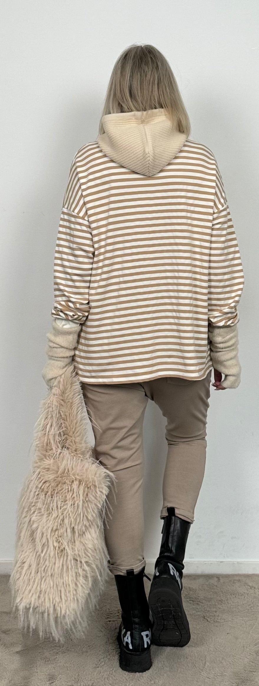 Sweatshirt "Stripes" - beige