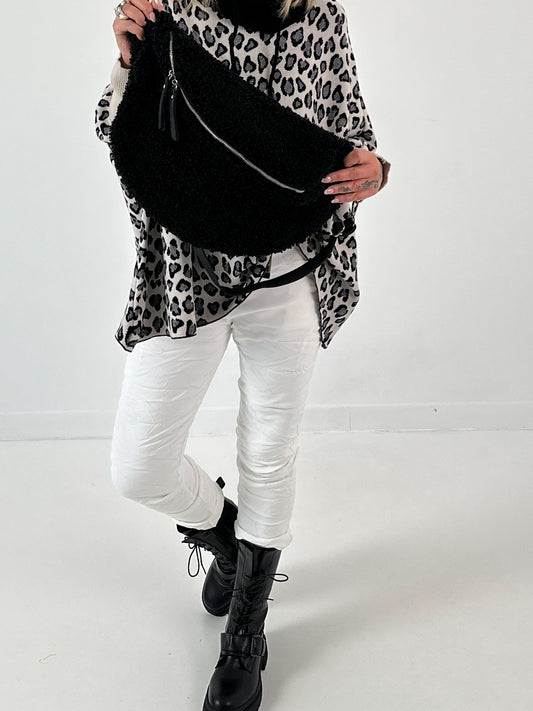 Crossbody bag model "Joell" - black