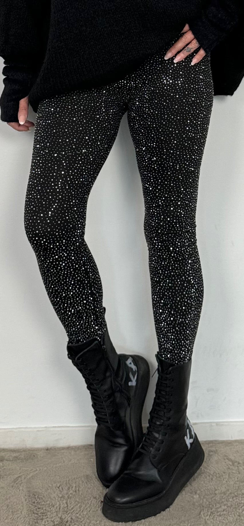 Leggings with glitter stones "Aury" - black