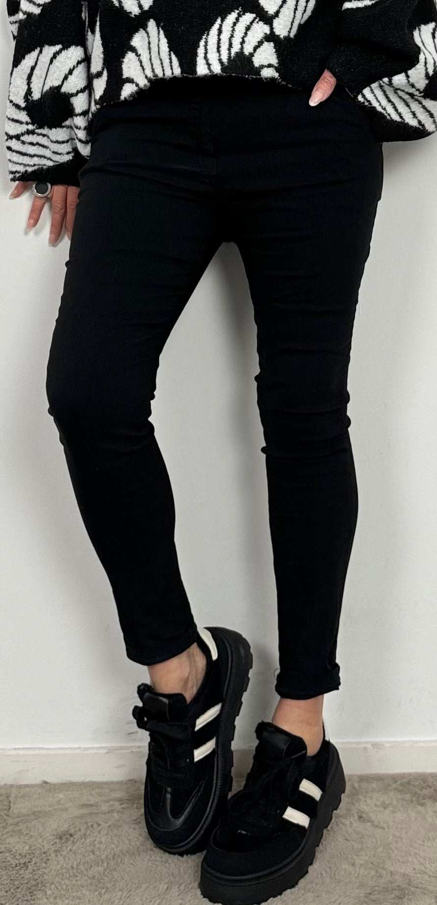 Pants "Maja" - black