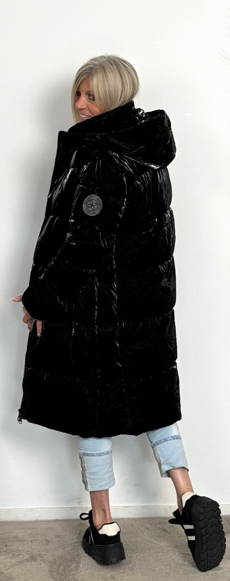 Quilted coat "Infinity" - black