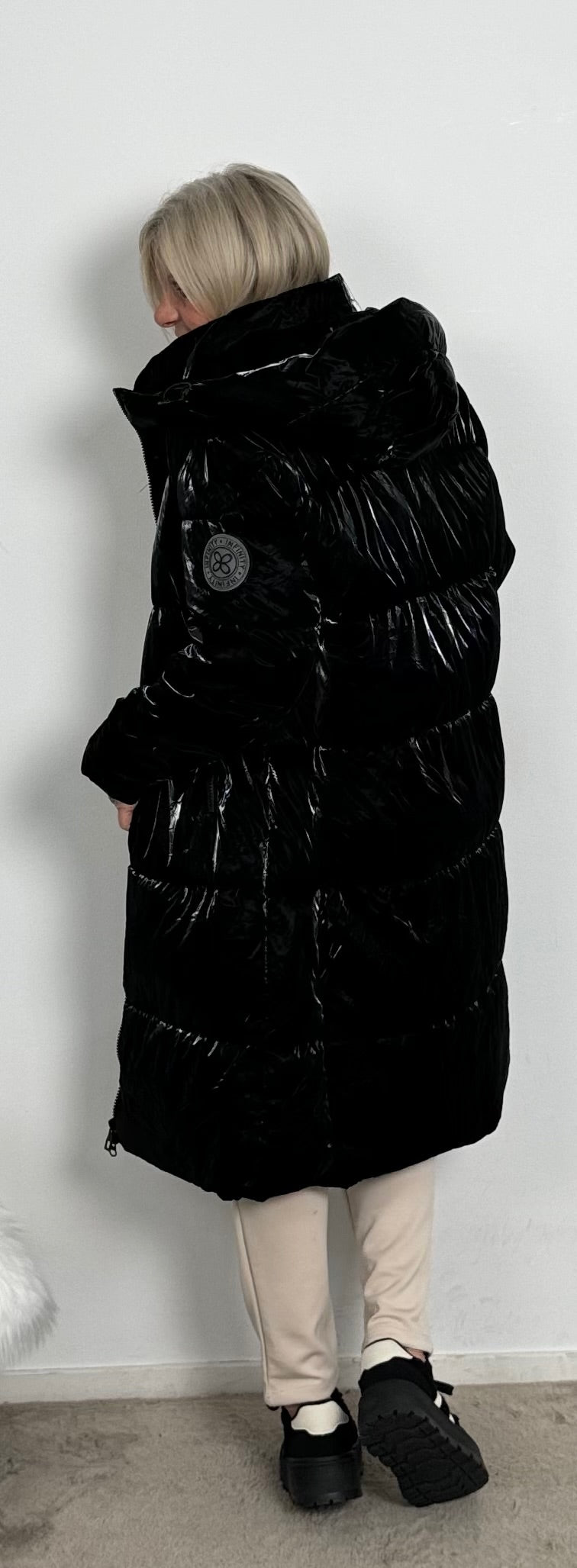 Quilted coat "Infinity" - black