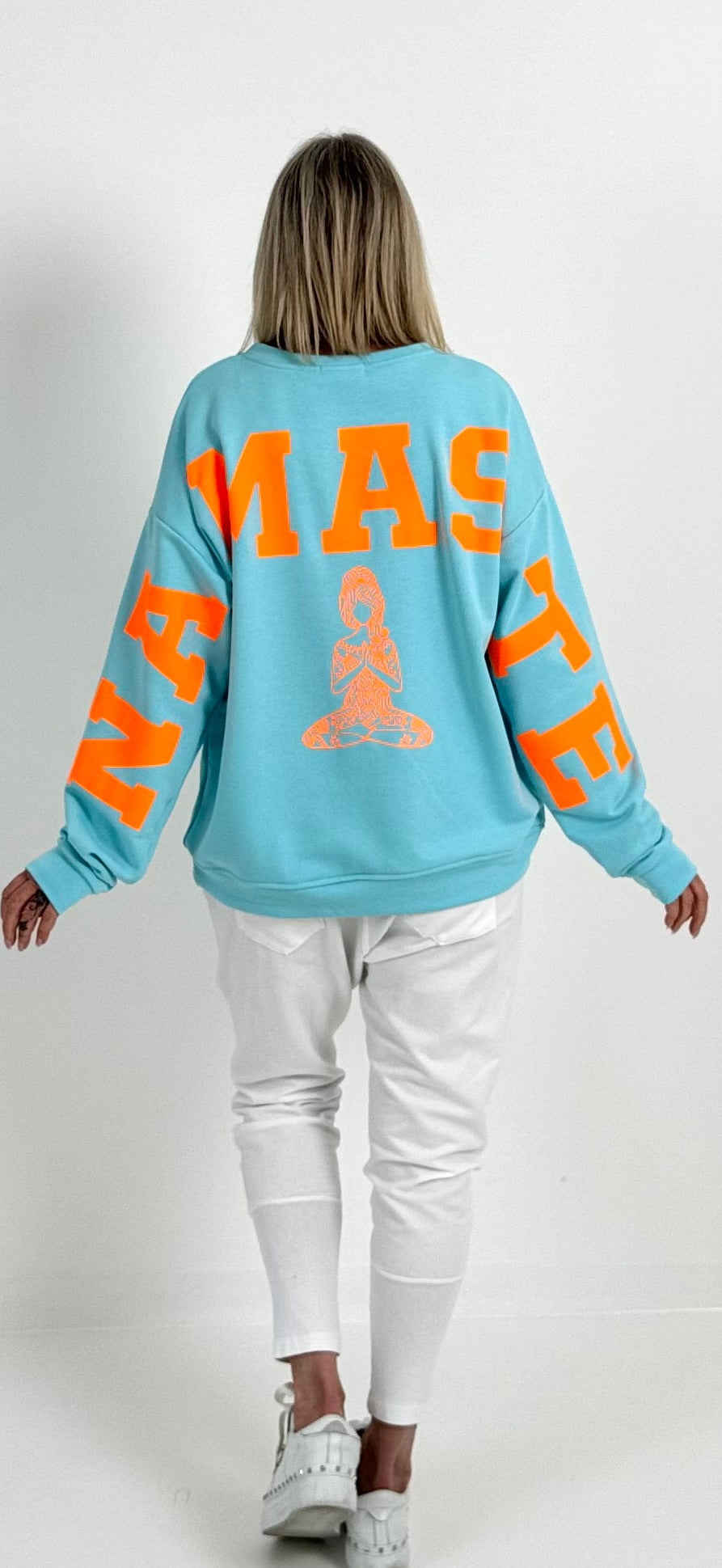 Sweatshirt model "Namaste" - turkoois-neon oranje