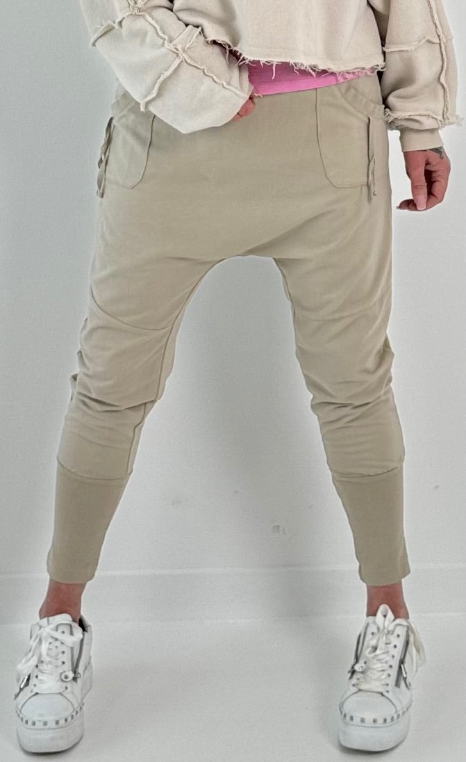 Wijde broek model "Kira" - beige