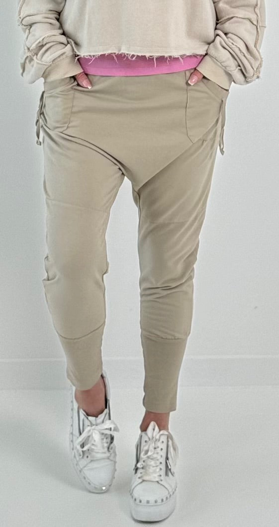 Wijde broek model "Kira" - beige