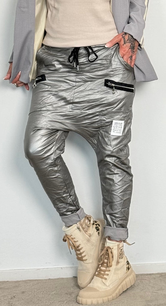 Imitation leather baggy trousers "Dela" - silver