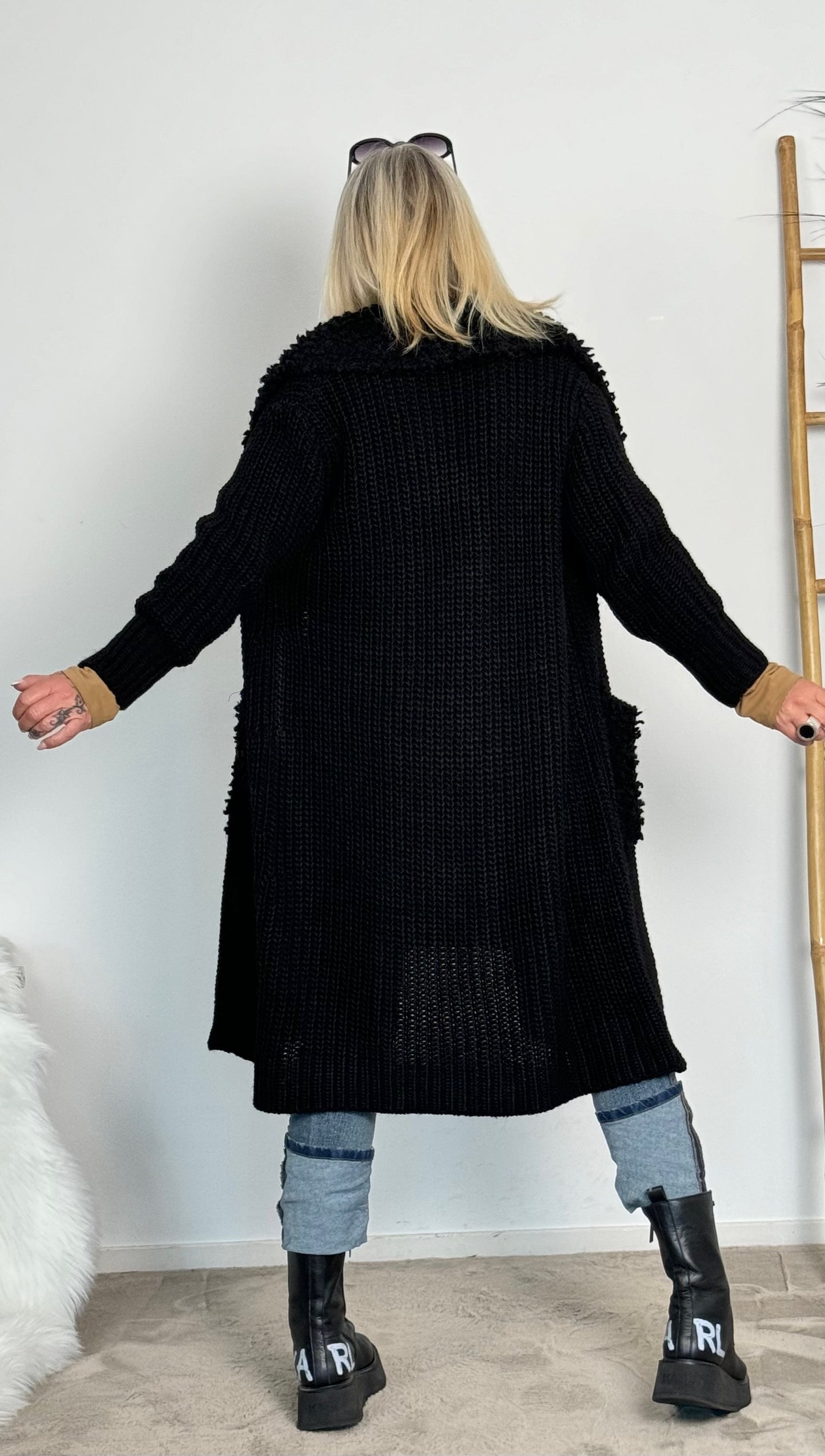 Chunky knit coat "Svenja" - black