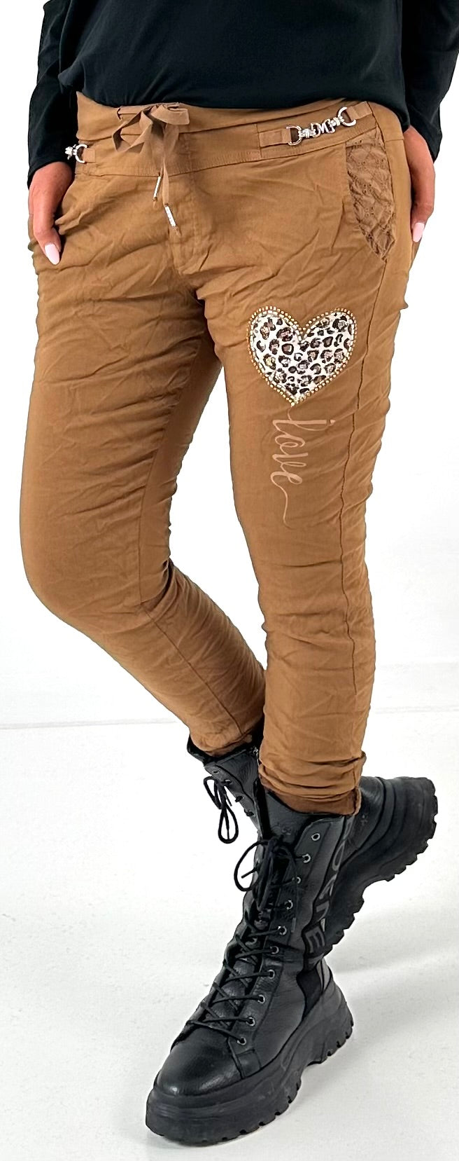 Pants model "Amour Stitch" - camel