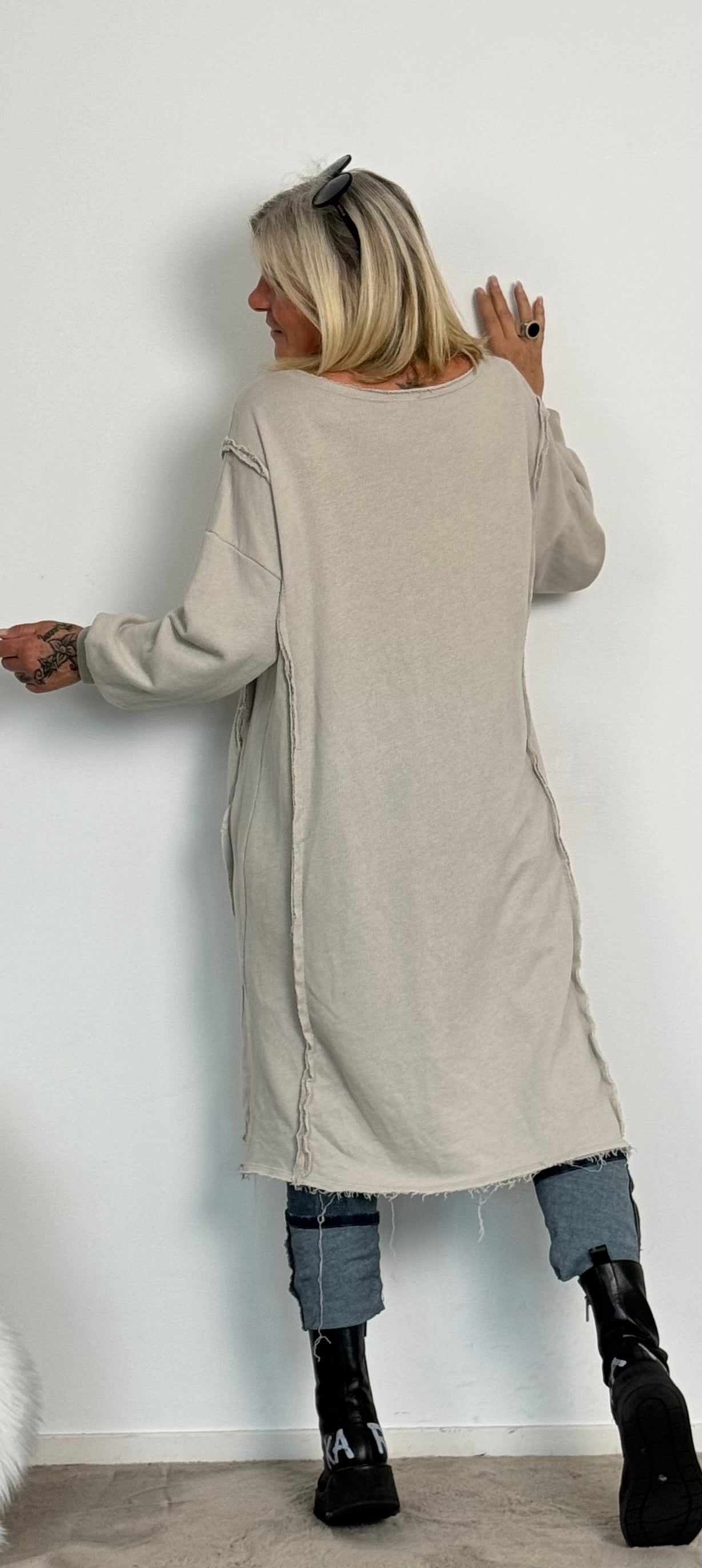 Long sweatshirt "Jolien" - beige