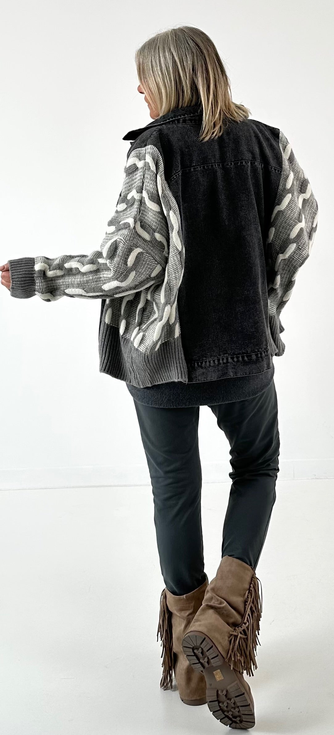 Oversized denim jack met gebreide inzetstukken, model "Ash Grey" - grijs-denim