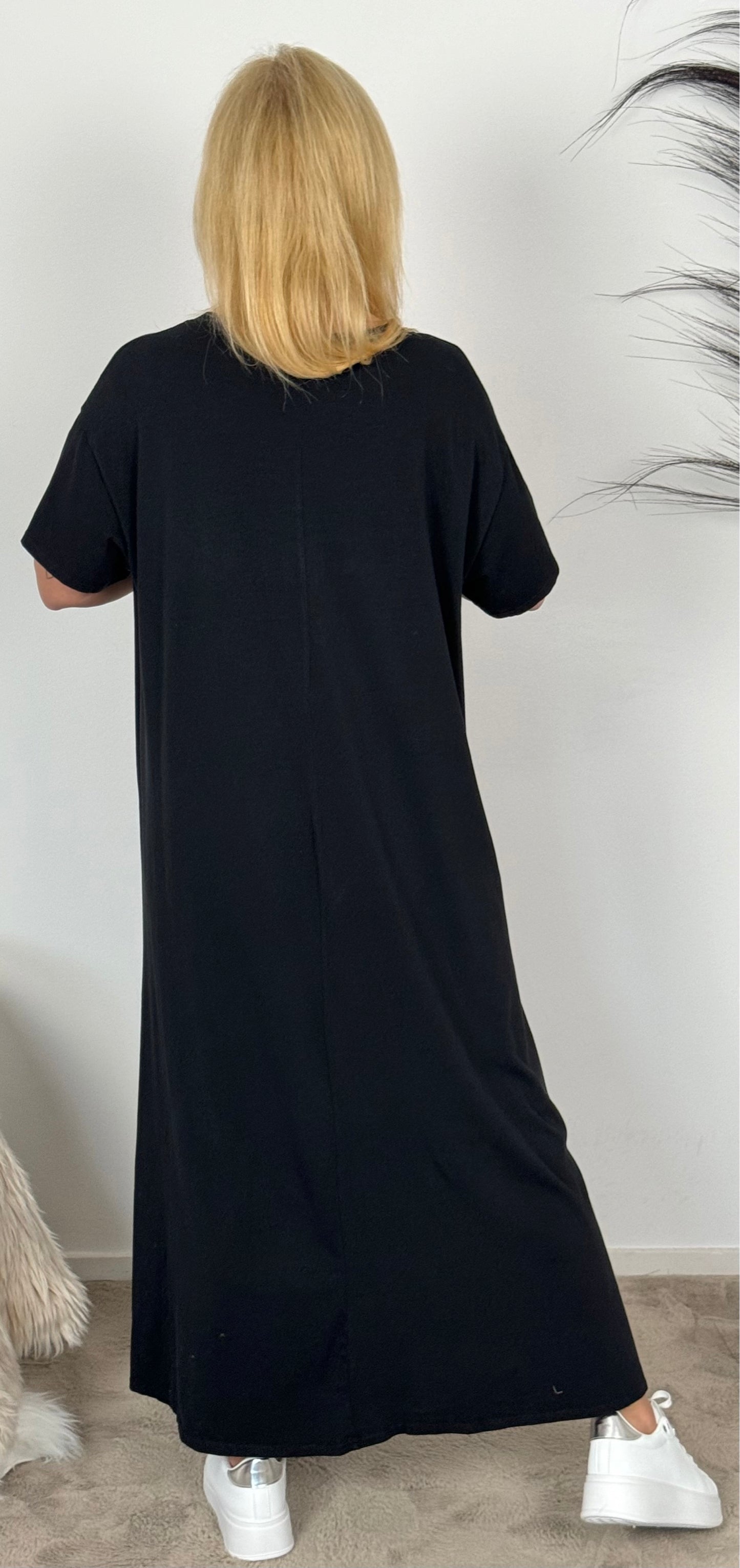 T-shirt dress "Diana" - black