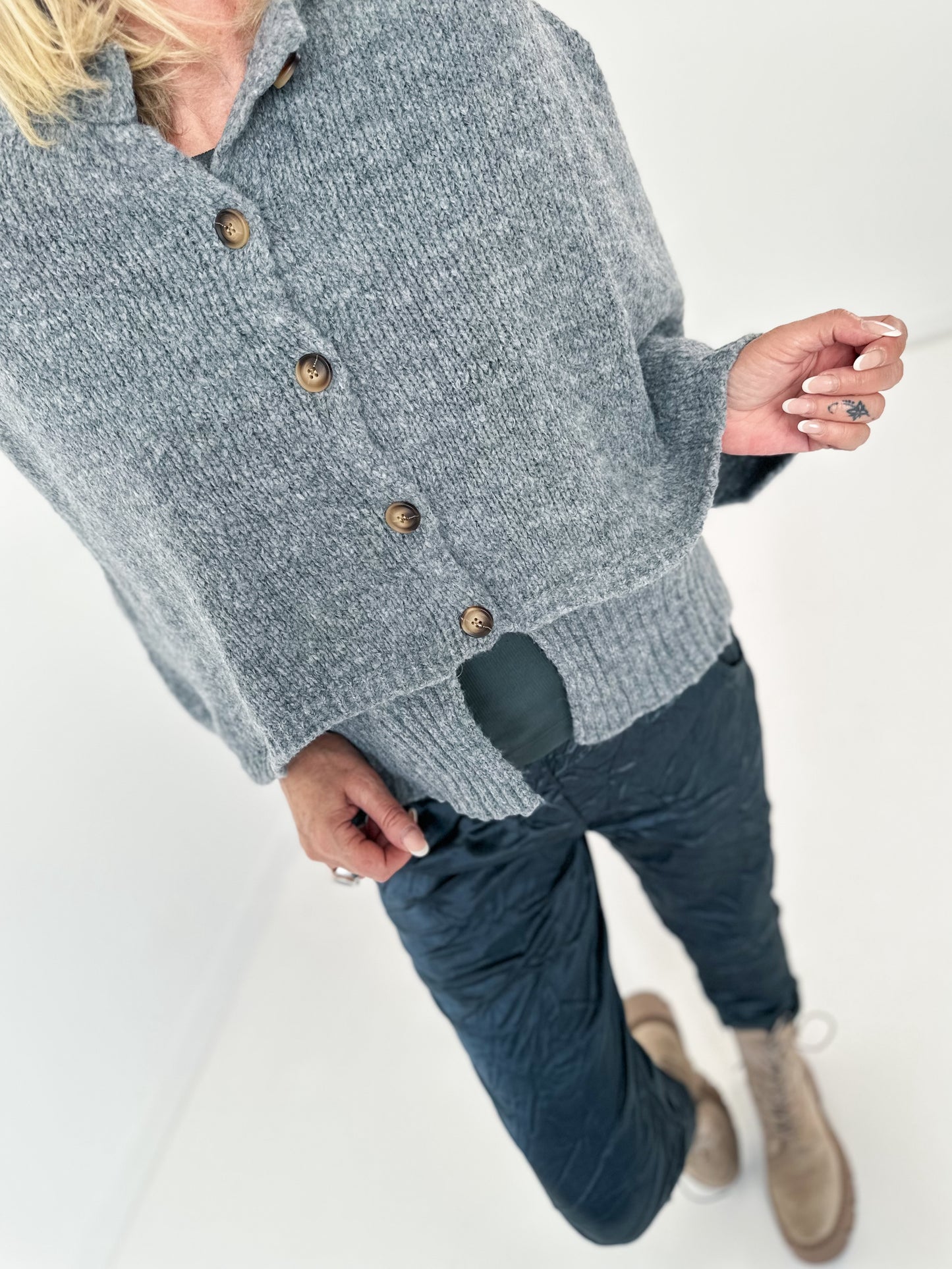 Cardigan model "Cozy Cape" - light grey