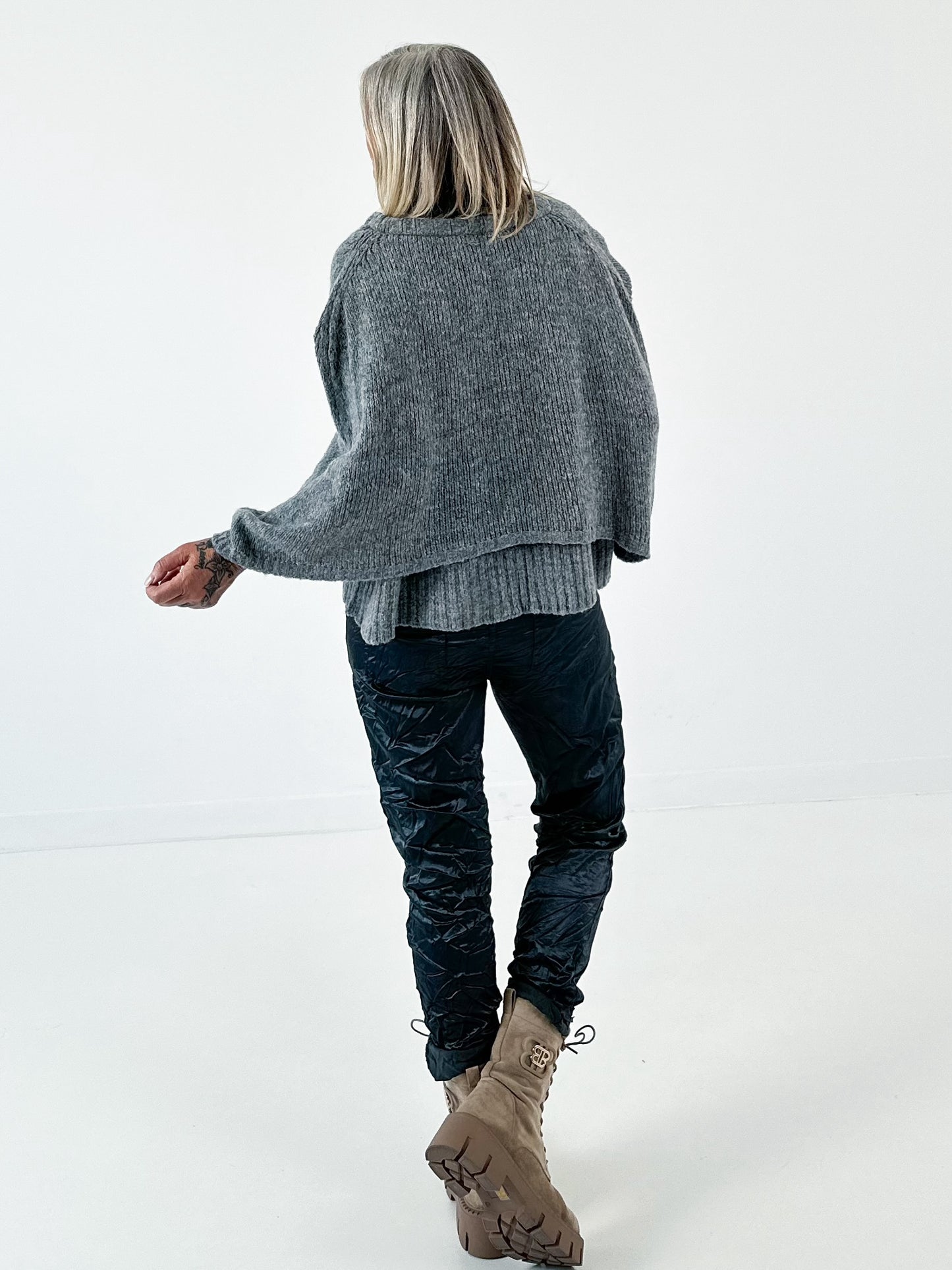 Cardigan model "Cozy Cape" - light grey