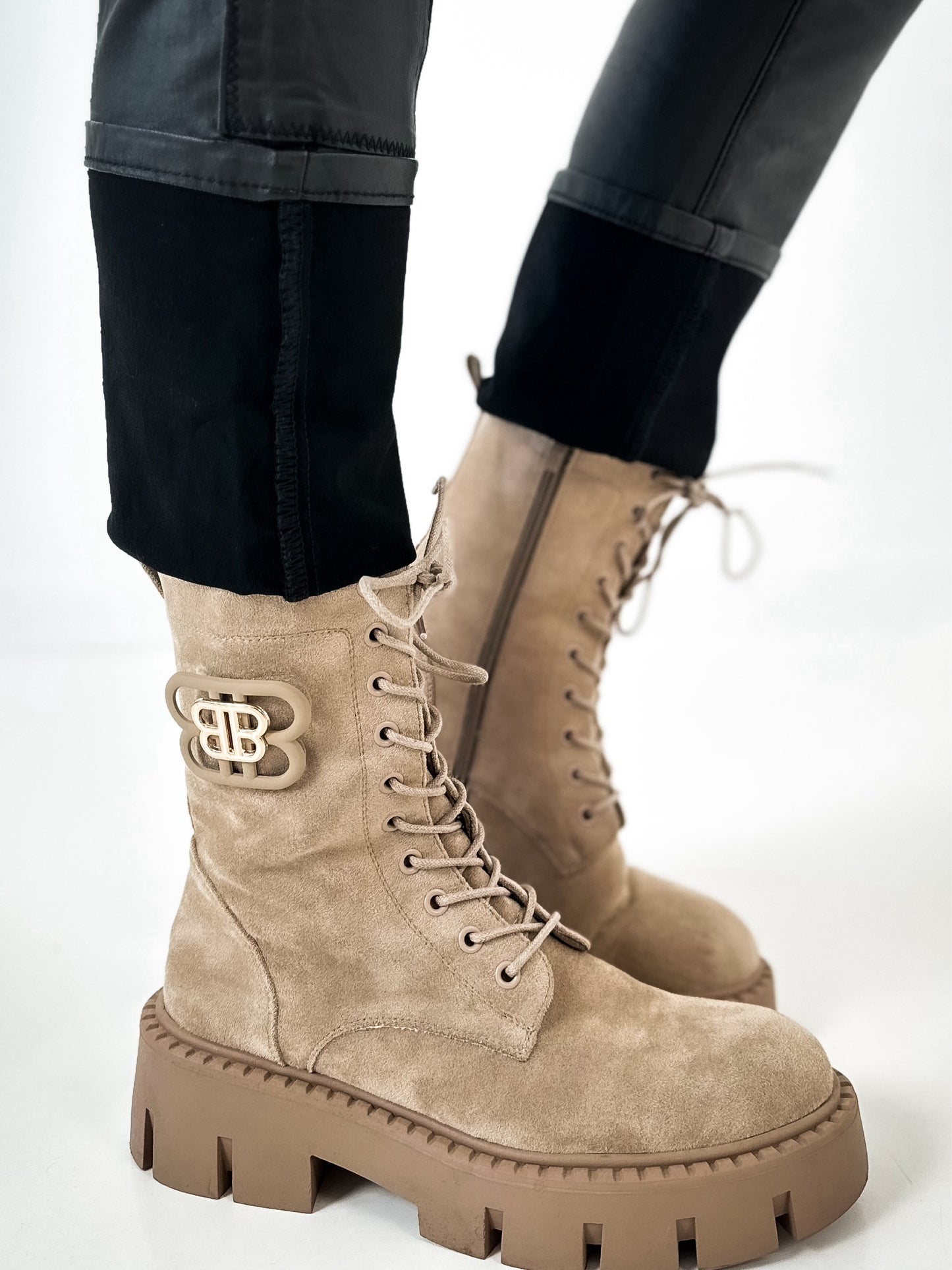 Bootie model "Bold Track" - beige