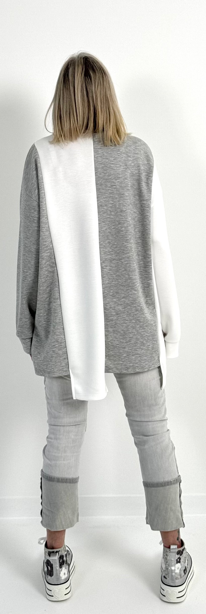 Sweatshirt Modell "Amazing" - grau-weiss